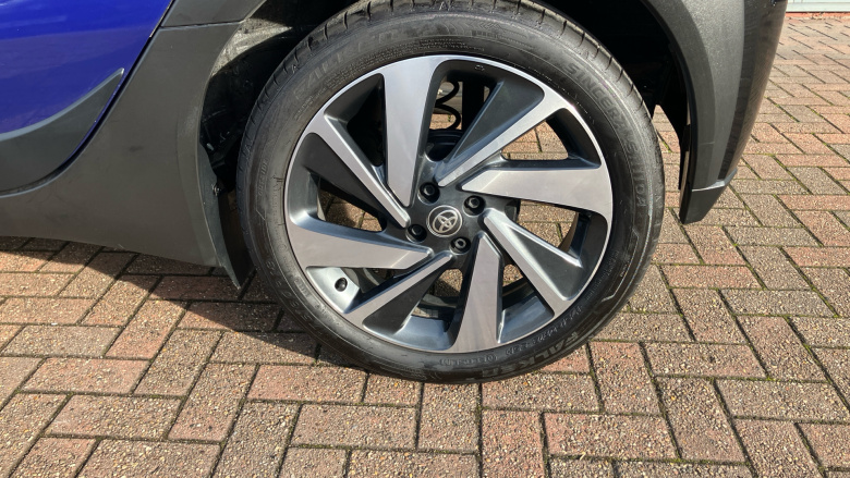 Toyota Aygo X 1.0 VVT-i Edge 5dr Petrol Hatchback